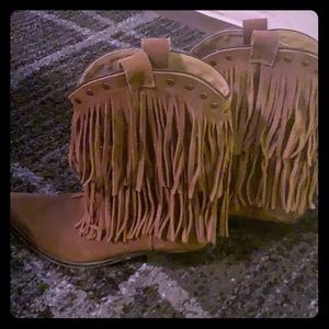 Smokey Mountain Boots with fringe size 6.5 brown